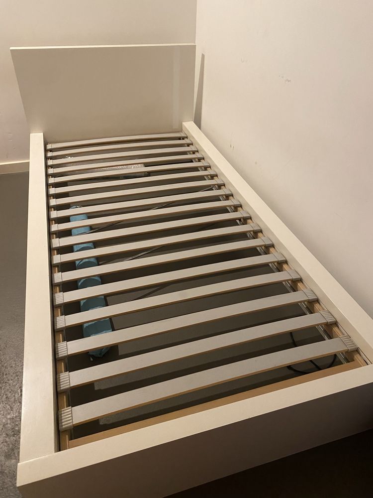 Cama de solteiro