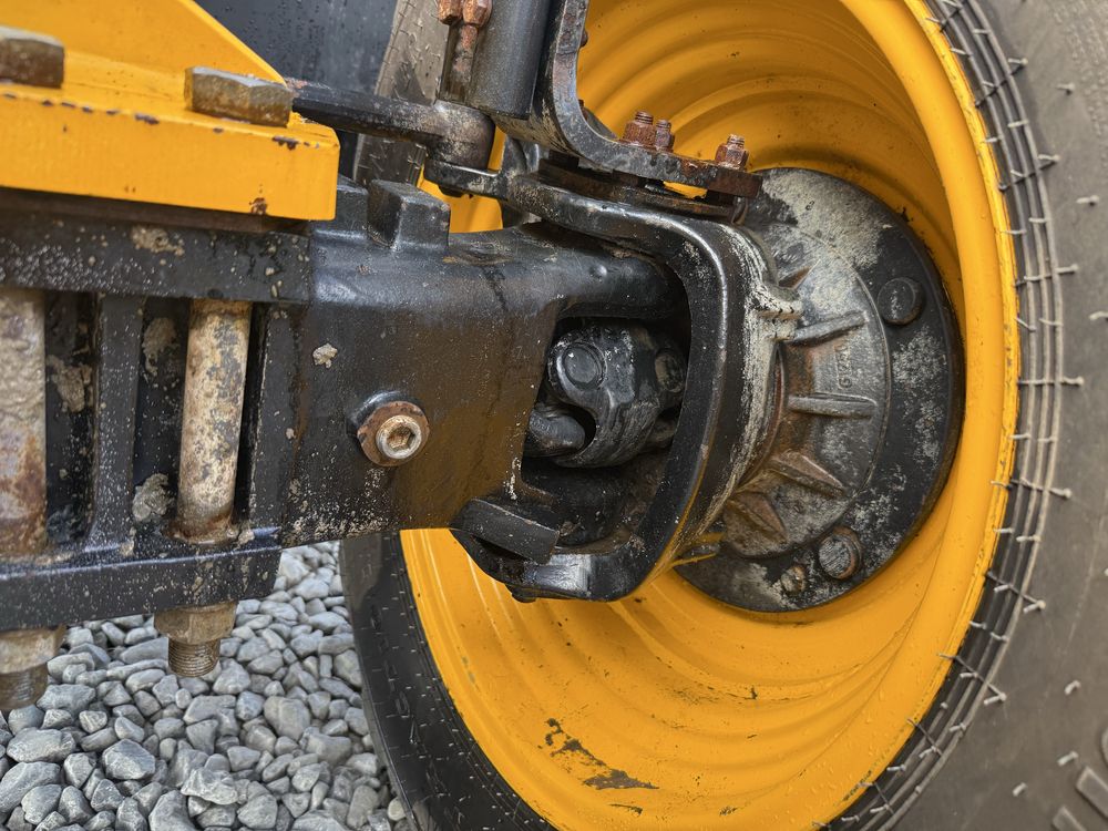 JCB 535-125 2016рік 3300годин