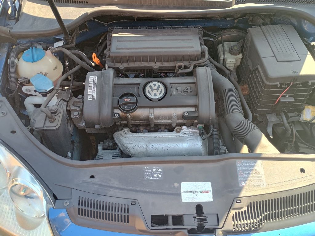 VW Golf V 1,4 pb 2007 hak