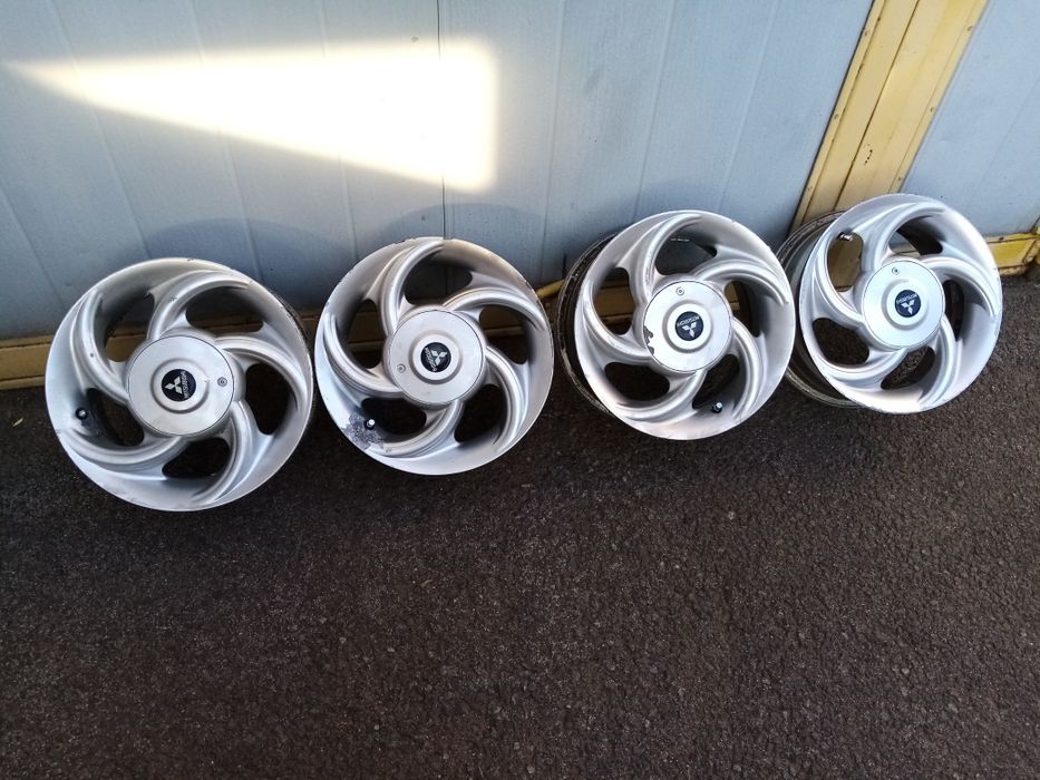 Felgi aluminiowe Mitsubishi galant diesel 2000 r 14x5,5cala