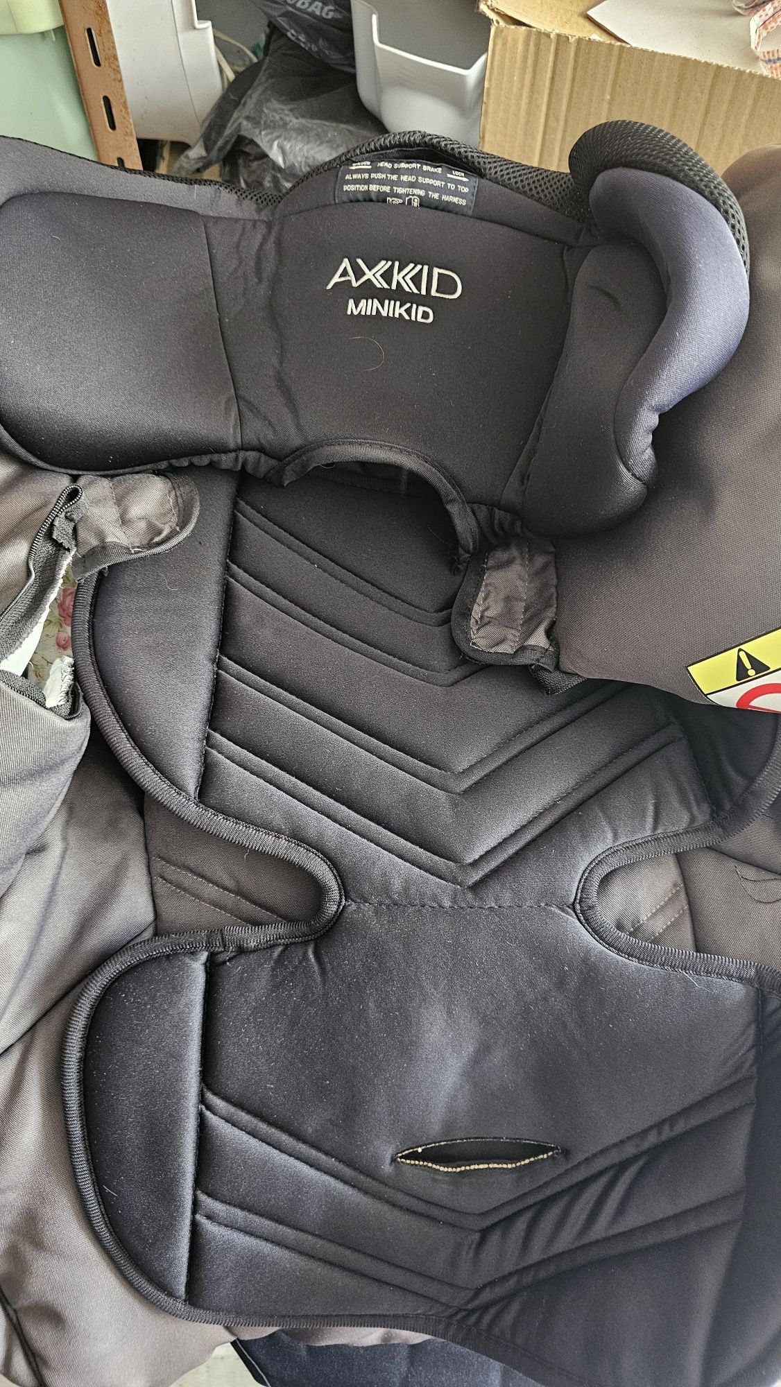 Cadeira Auto Axkid Minikid 2.0 | Testada Plus Test | Até aos 25kg