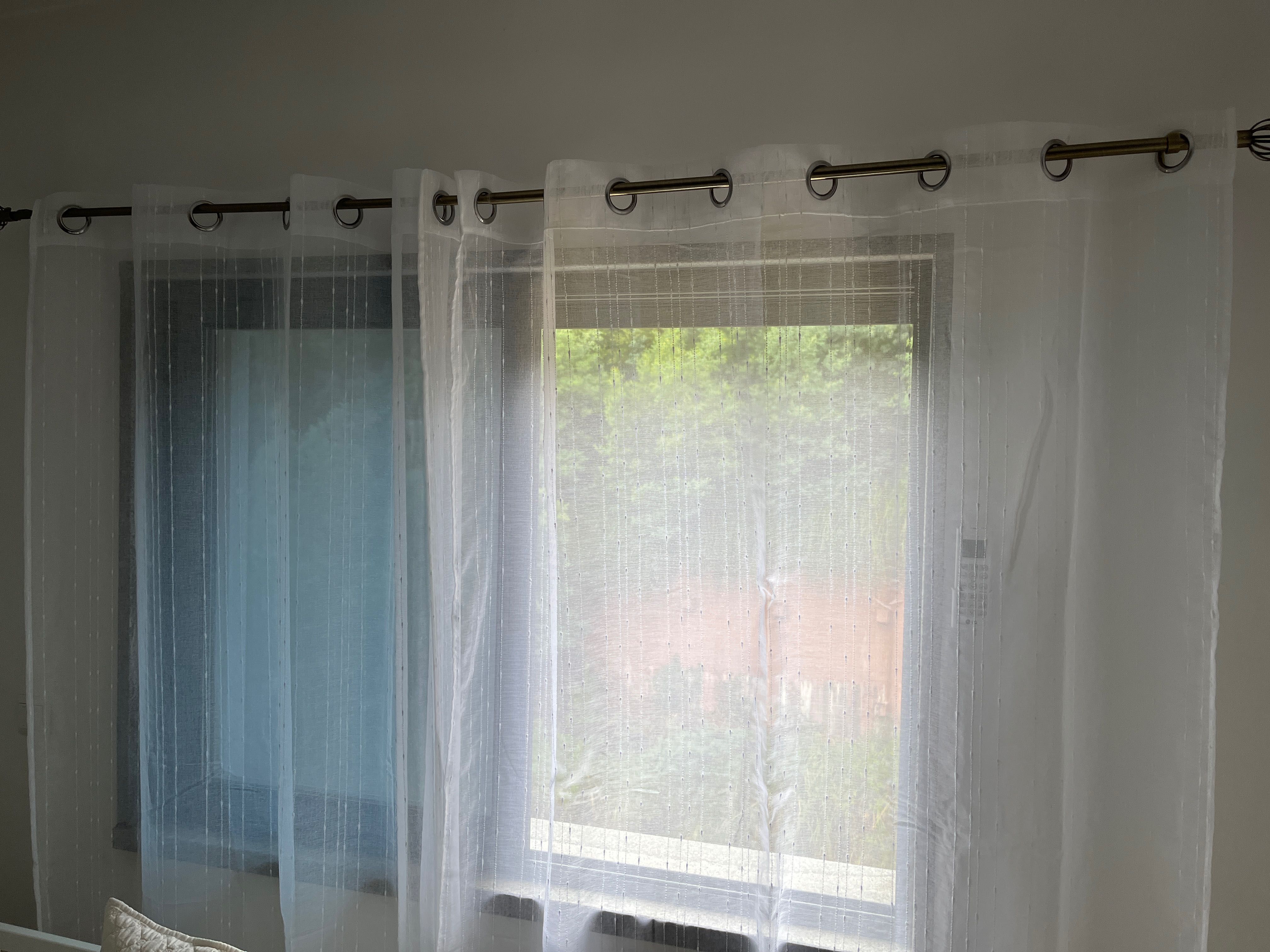 Cortinas brancas