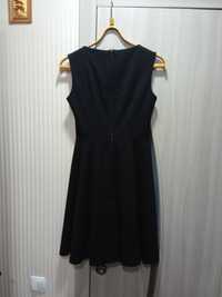 Чорна сукня 44-46 розміру