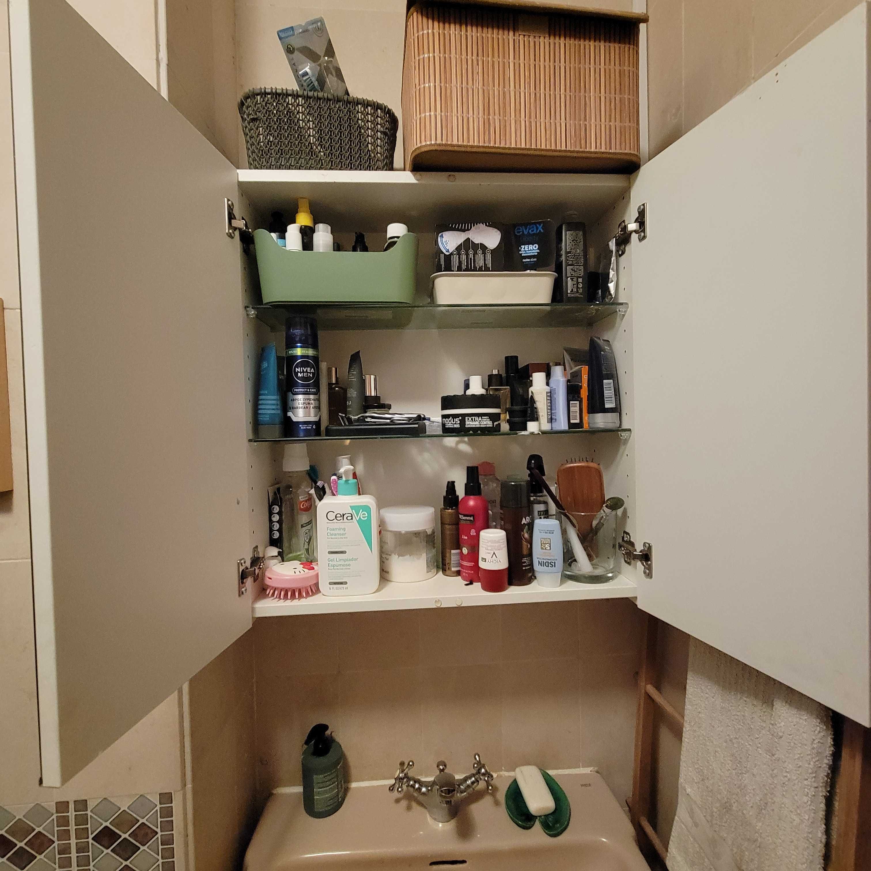 Movel de casa de banhos espelho IKEA