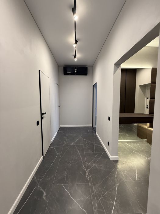 Будинок з газом в Стоянці! Закрите котеджне містечко з озером!