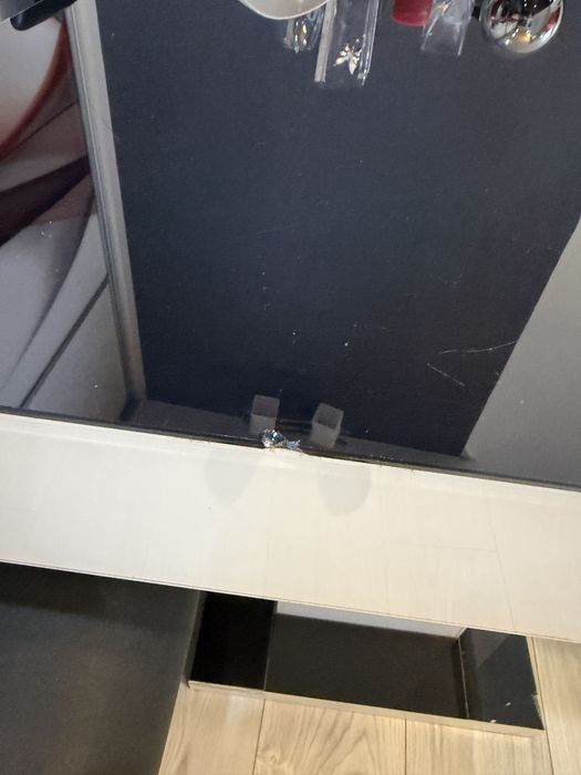 Oddam rozkładany stół