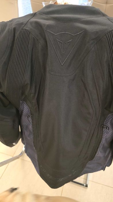 Blusao Dainese mulher.