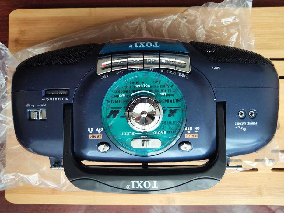 НОВАЯ! Аудиомагнитола кассетная FM TOXI приемник магнитофон