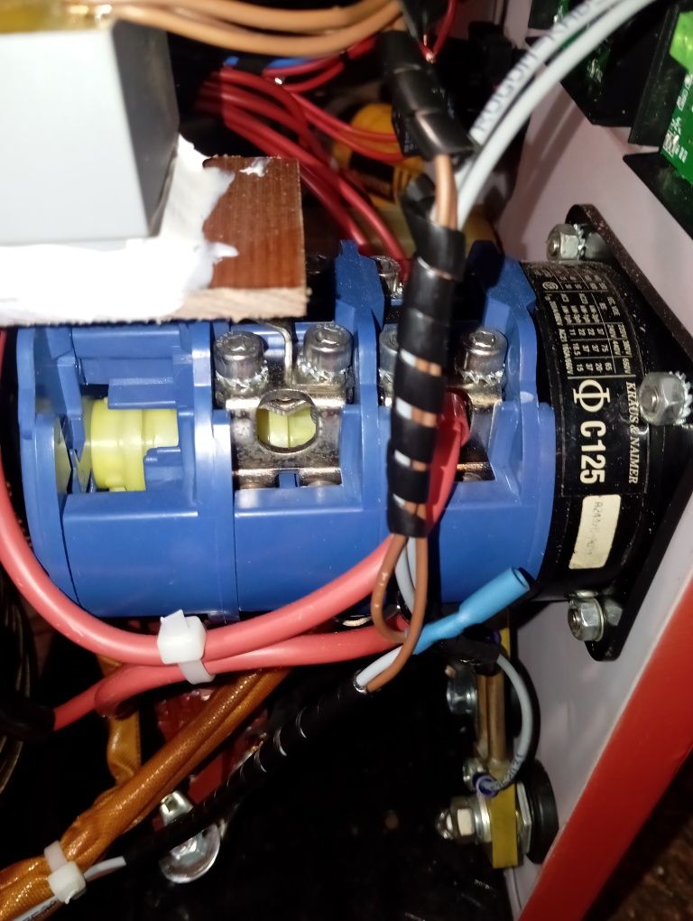 Prostownik uniwersalny 34-120VDC 30A