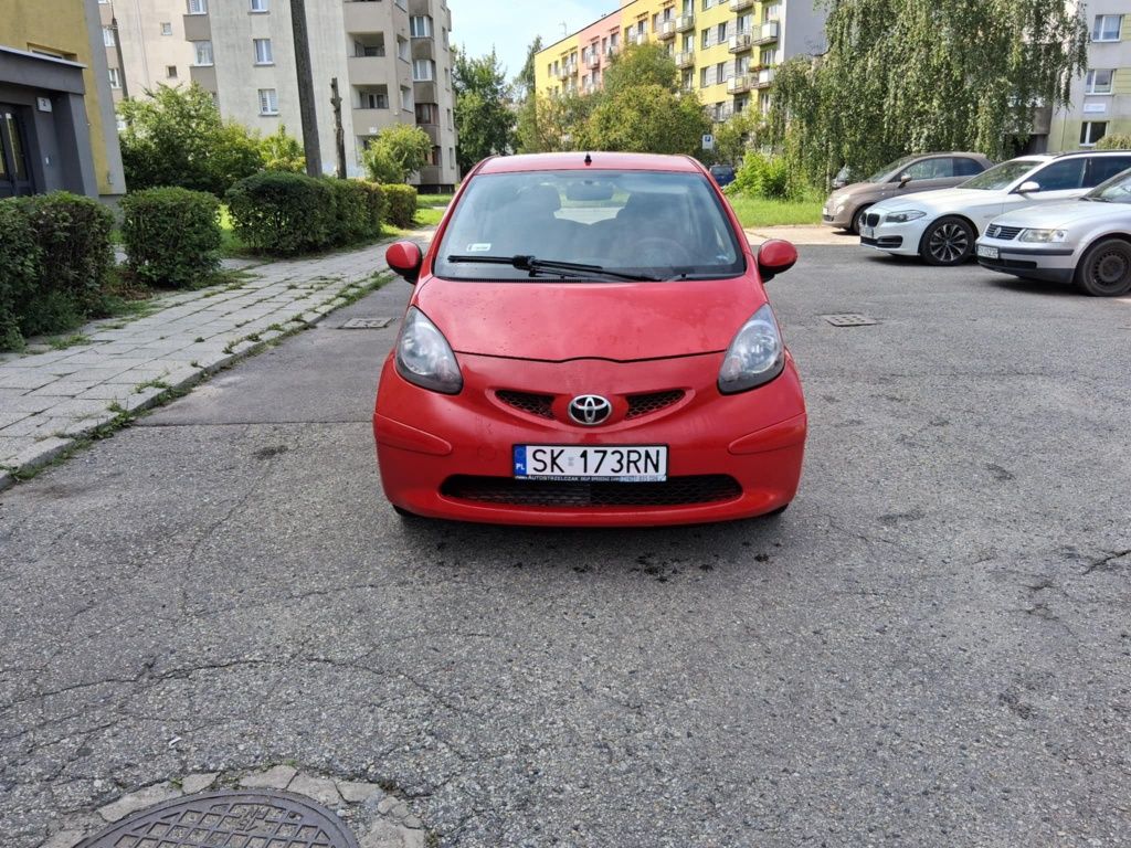 Sprzedam samochód Toyota 1.0 benzyna