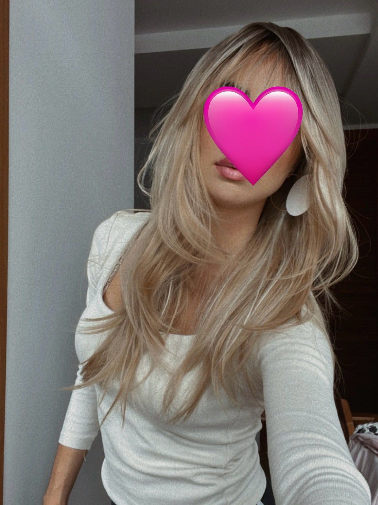 Blond peruka jakość premium jak naturalne włosy pasemka ombre grzywka