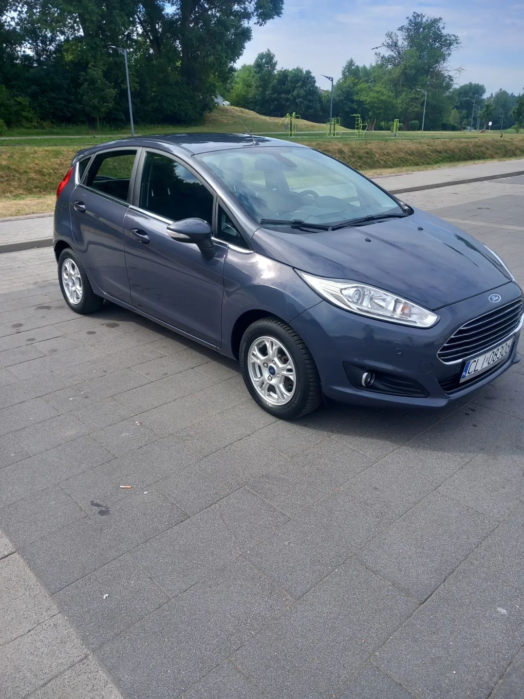 Ford Fiesta Sprzedam Ford Fiesta 2013 rok 1.6 diesel przebieg 105 tys