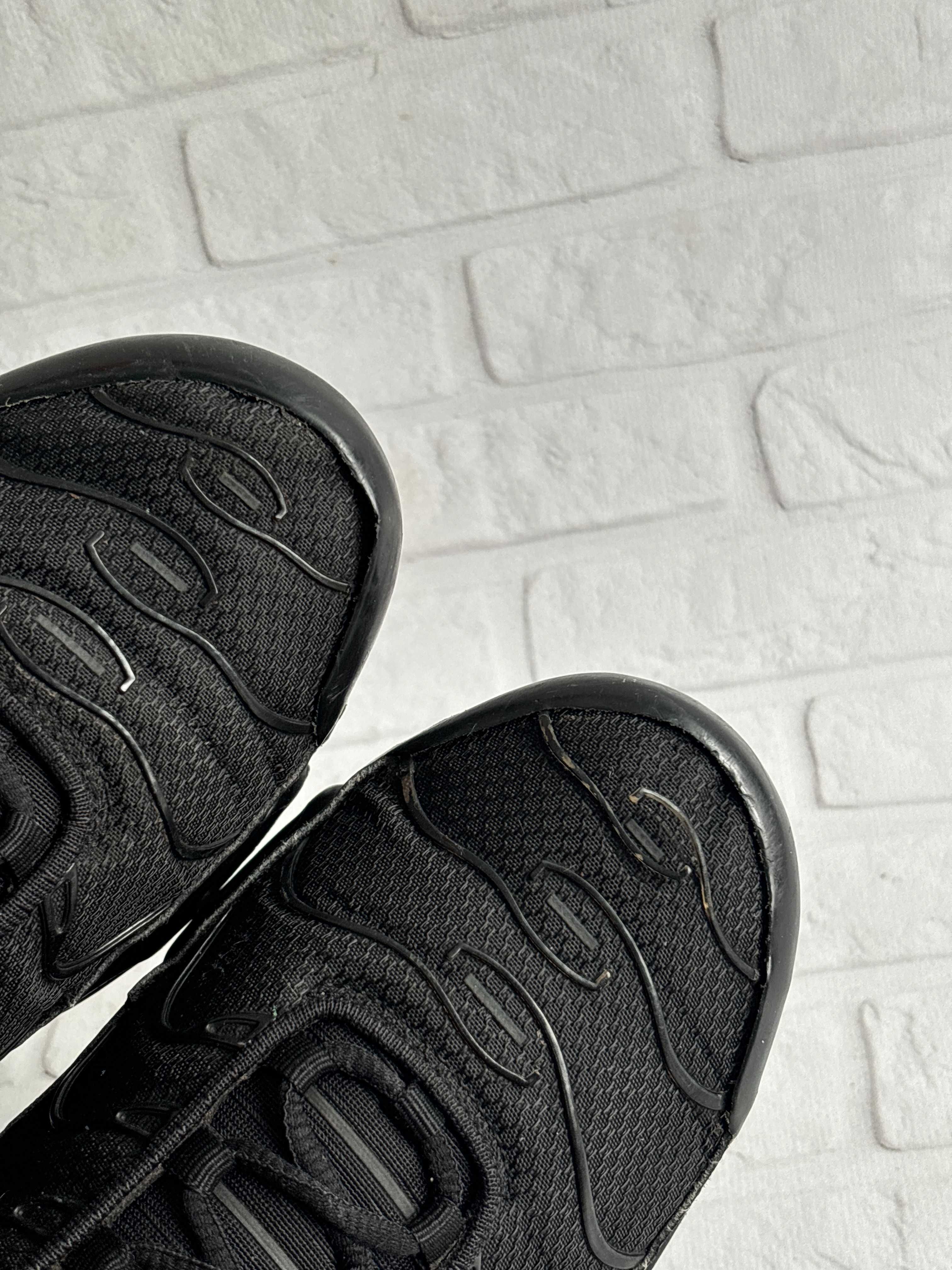 Чорні Кросівки Nike TN Air Max Plus Triple Black 41 Кроссовки Оригінал