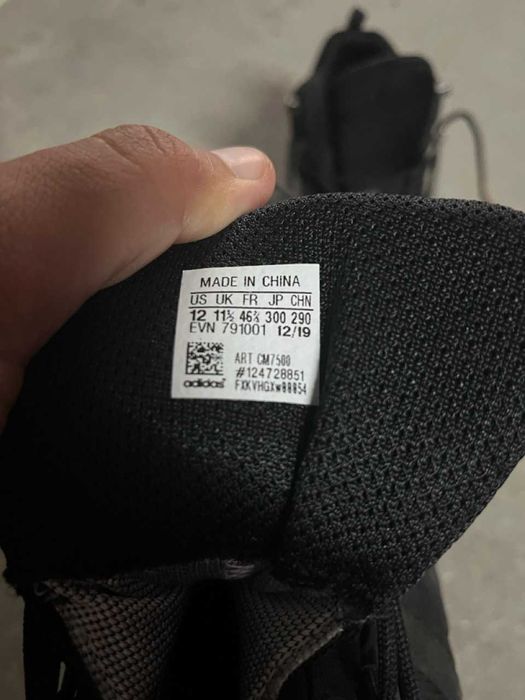 Botas ADIDAS confortáveis em bom estado tamanho 45