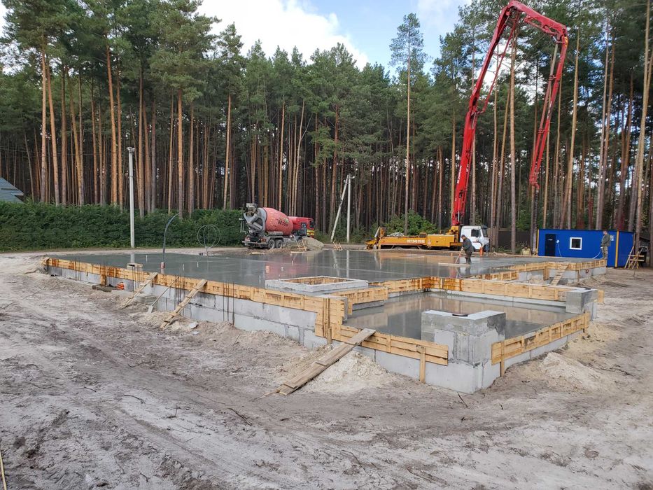 Будівництво будинків | Фундаменти | Газоблок | Дахи | Власна опалубка