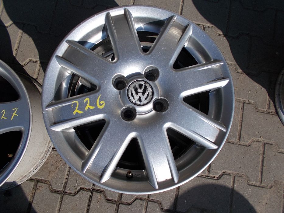 Felga aluminiowa VW 4X100 6Jx15 ET43 Nr.226