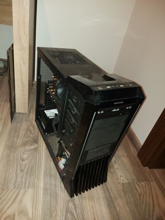 Komputer stacjonarny i5-9400F / GTX 960 / 16GB RAM / SSD + HDD / Windo