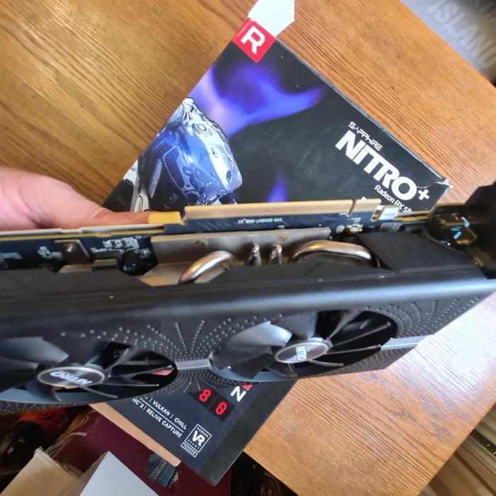 Sapphire RX580 nitro+ холодна
