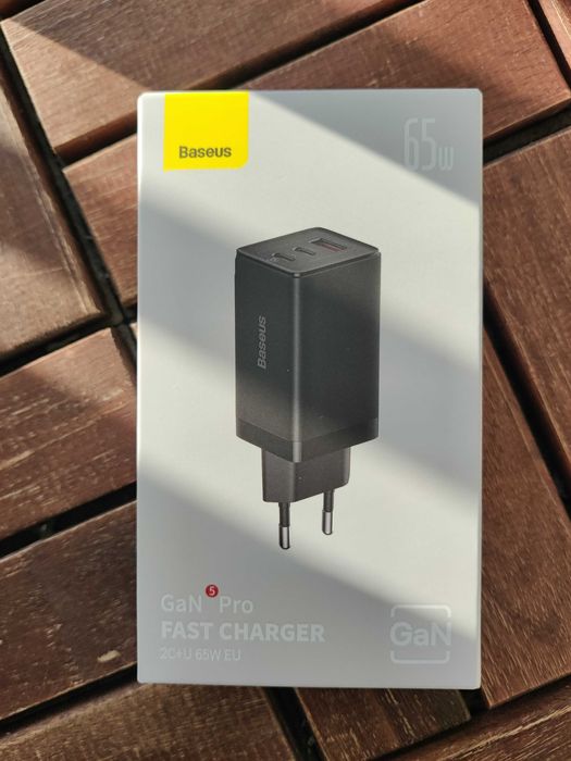 Ładowarka sieciowa/ zasilacz Baseus GaN5 Pro 65W 3xUSB USB-A-USB-C PD