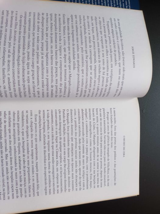 "O Museu de Cera" por Jorge Edwards