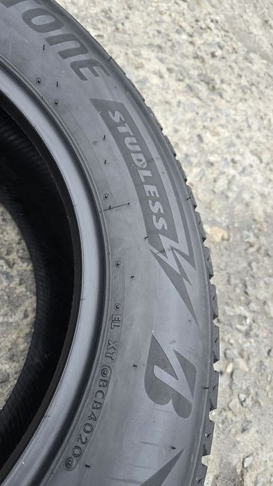 Bridgestone Blizak DM-V3 265/60/18