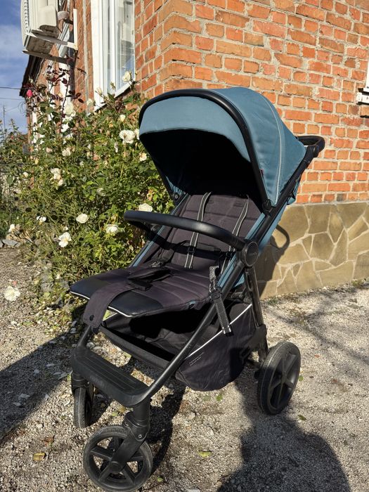 Продам прогулянкову коляску carrello bravo plus