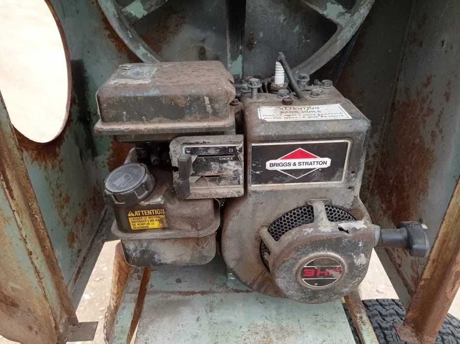 Betoneira 200L com Motor a Gasolina - Usada