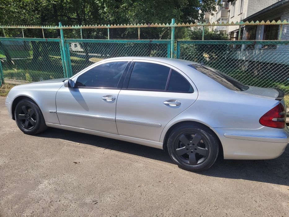 Mercedes e-class w211