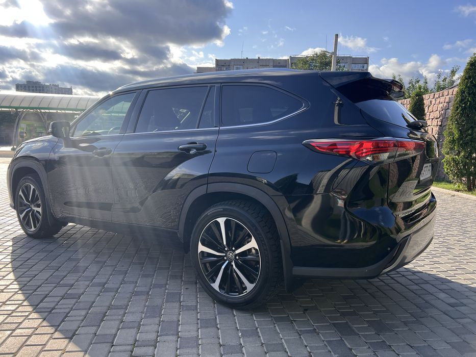 Toyota Highlander Hybrid 2021 | Офіційний |Чорний 47 пробіг. 1 власник