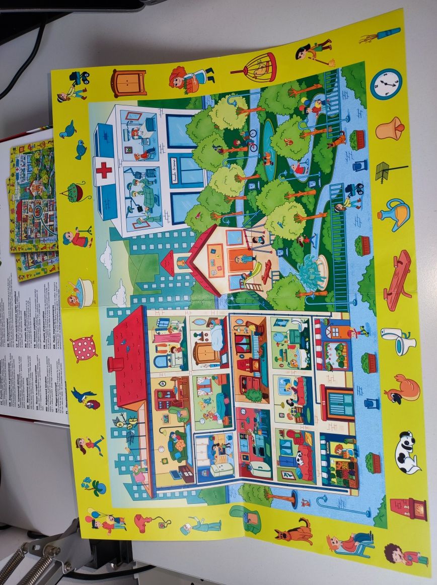 Puzzle Obserwacyjne TREFL Odwiedzamy miasteczko, ideał jak NOWE