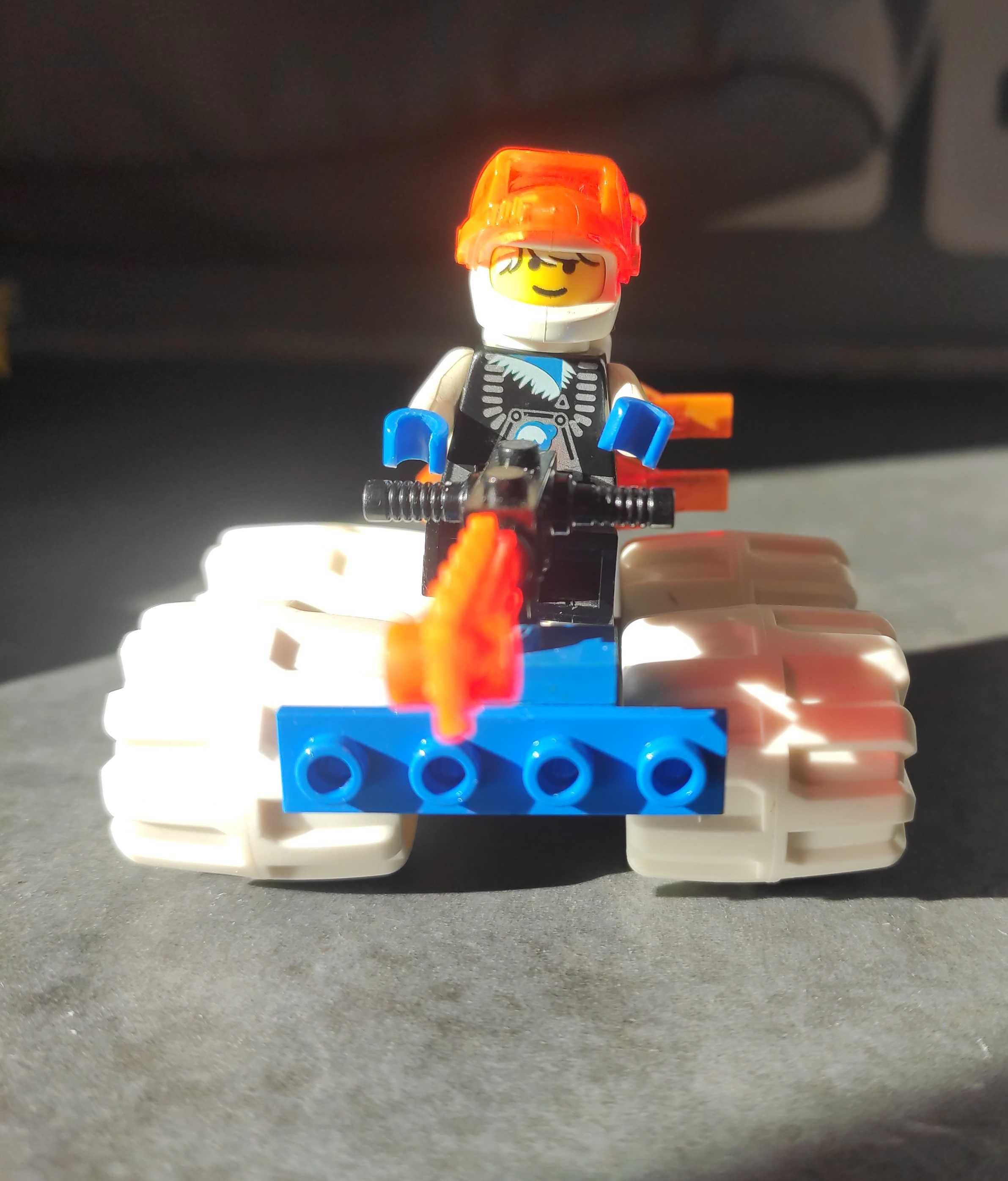LEGO Space: Ice Planet 6814 - Ice Tunnelator - 1993
