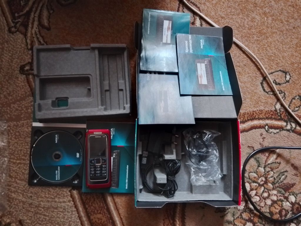 Nokia e90 red состояние нового