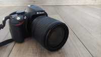 Aparat Nikon D3200  obiektyw  18- 105 lustrzanka   stojak i torba