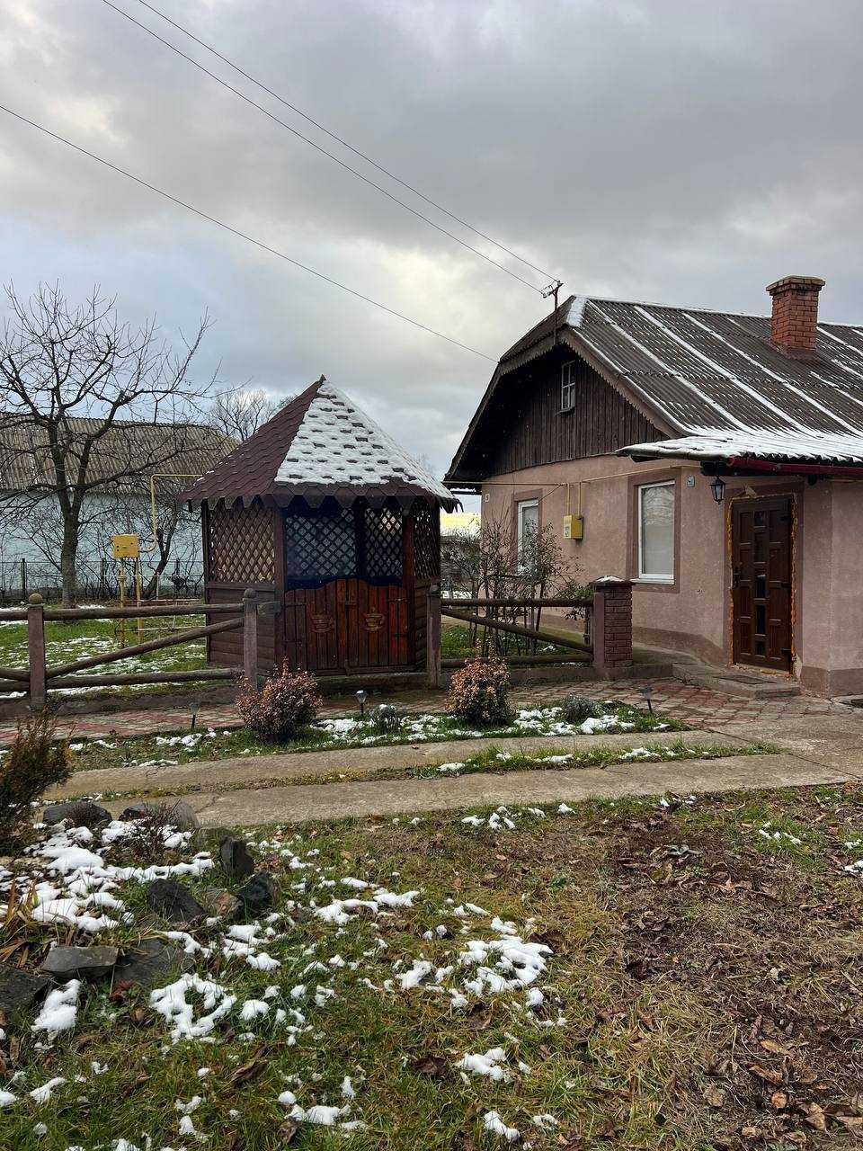Продаж будинку + земельна ділянка в с.Березівка