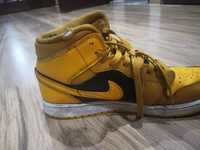 Jordan 1 MID yellow