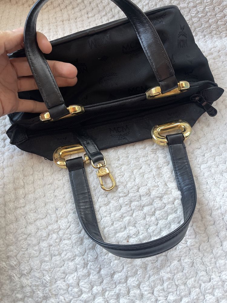 Шкіряні люкс сумки MCM Logogram і Fendi шопер