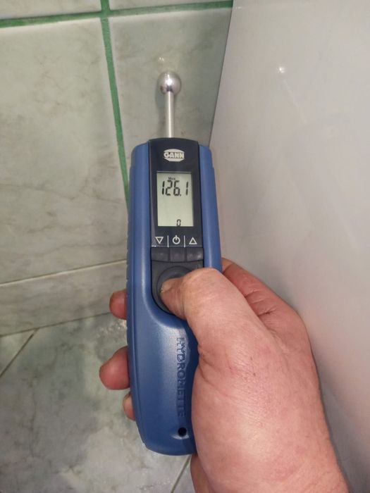 Lokalizacja wycieków Wycieki wody Wykrywanie wycieków