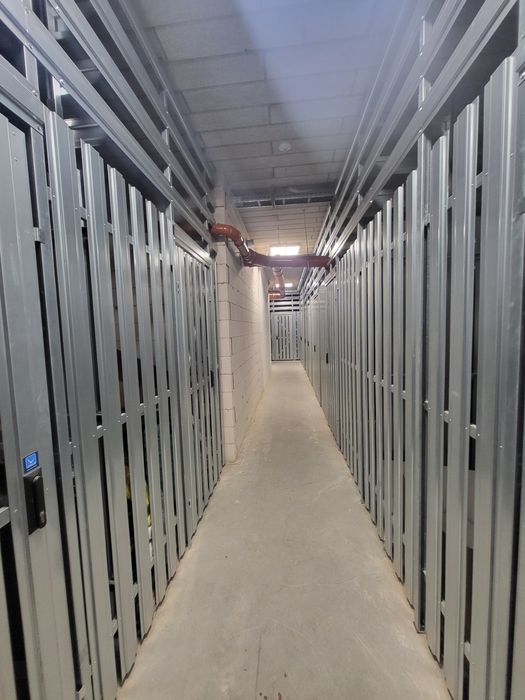 Komórka lokatorska 3,17m² ul. Ziębicka 14 - Junikowo