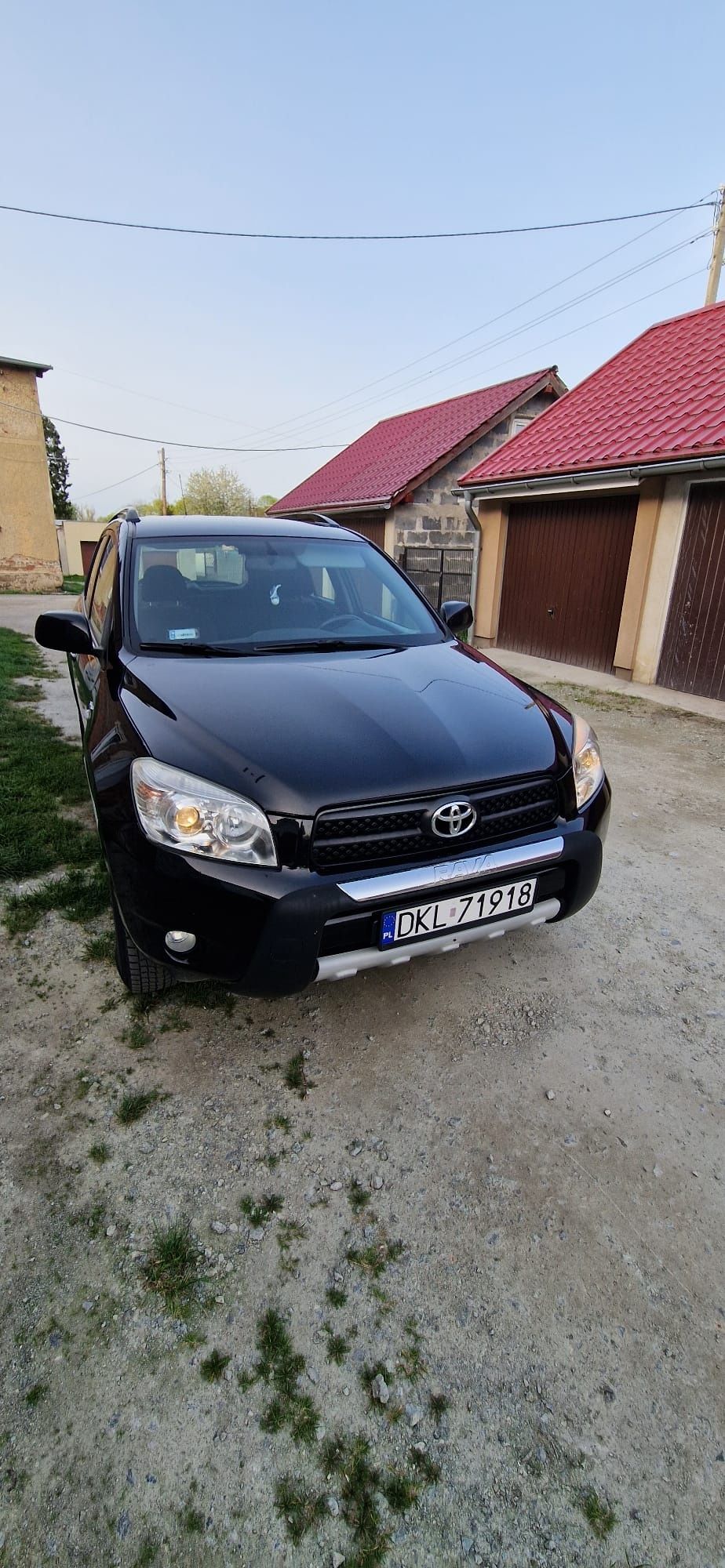 Toyota RAV 4  samochód