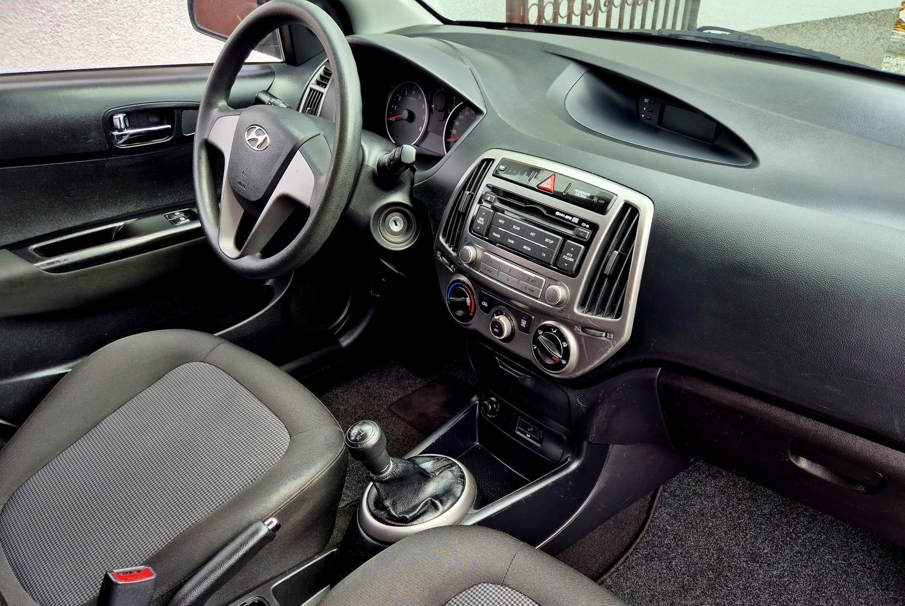 Hyundai i20 1,3 benzyna klima  orginalny lakier 1 Właściciel Niemiec