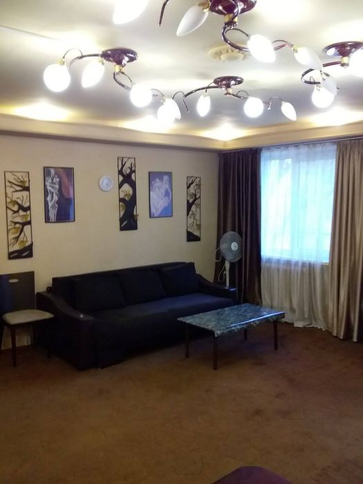 Посуточная аренда квартиры- Левада,проспект Аэрокосмический( Гагарина)