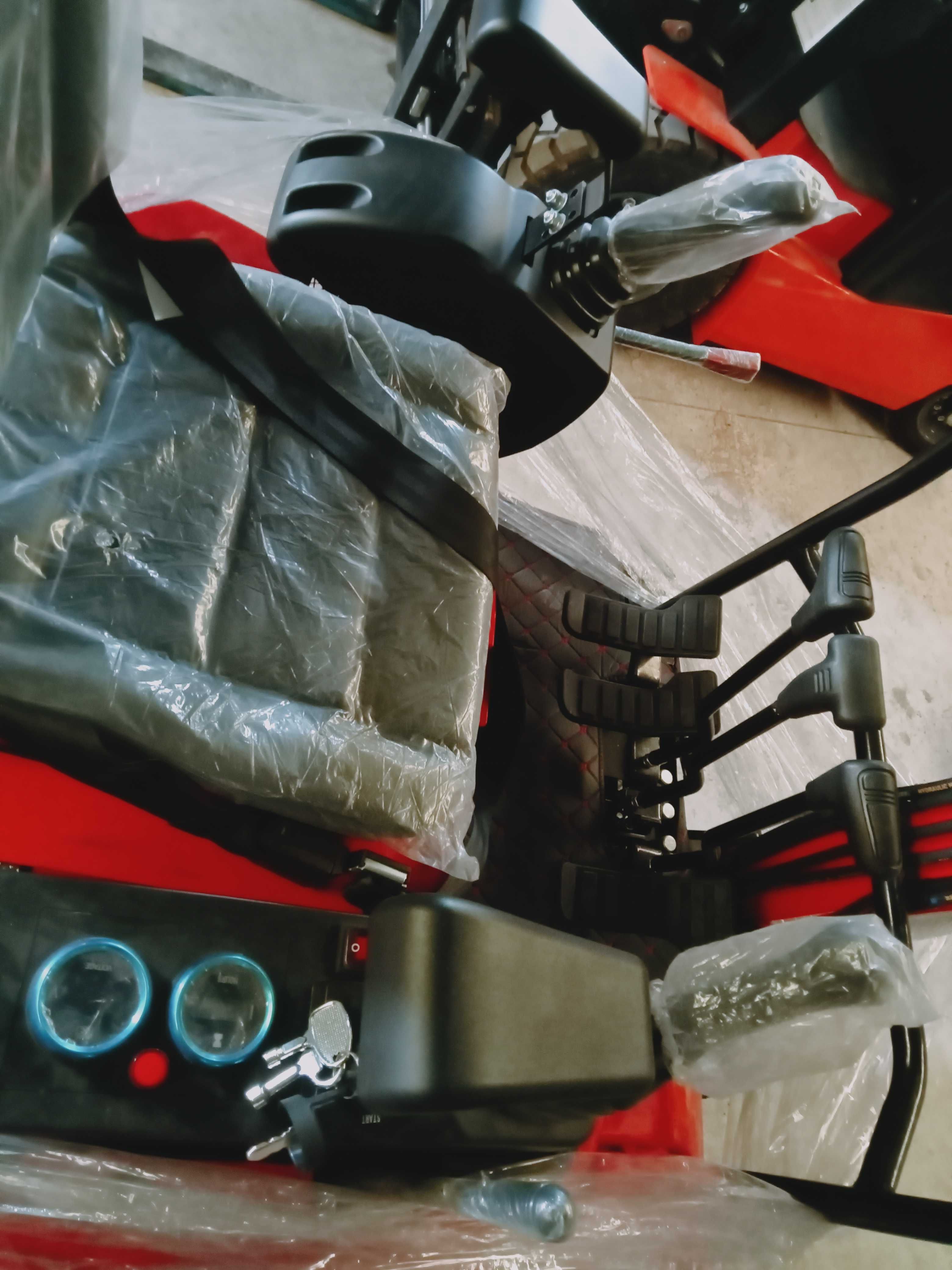 Mini Escavadora 1500kg