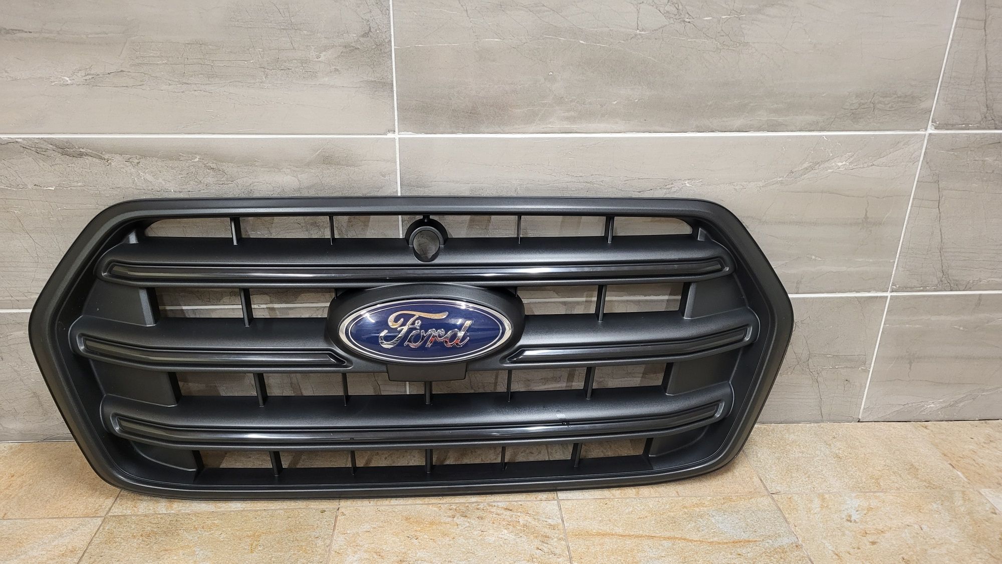 Grill atrapa kratka FORD TRANSIT MK8 2020r