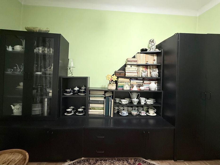 Meble PRL, Zamojskie, stół, krzesła, kanapa, meblościanka, łóżko