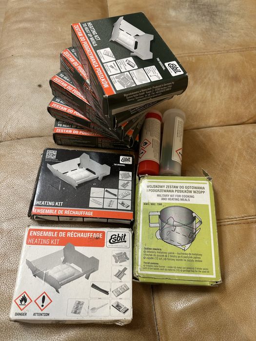 Wojskowy zestaw do gotowania i podgrzewania posiłków