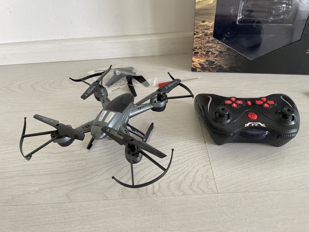 Dron quadcopter 2,4 GHz