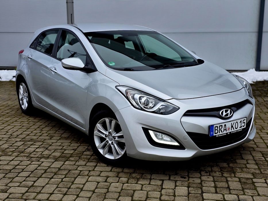 Hyundai i30# Hatchback# 2015r# 1.4B# z Niemiec