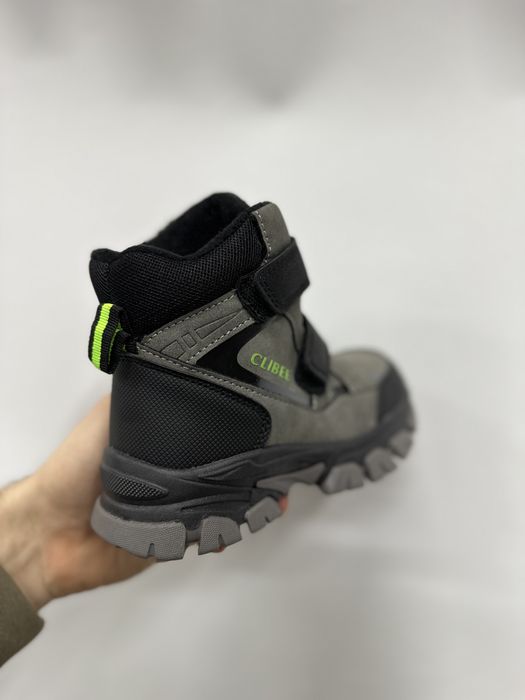 Черевики зимові на хлопчика 27-32, сірі ботинки на овчині хайтопи