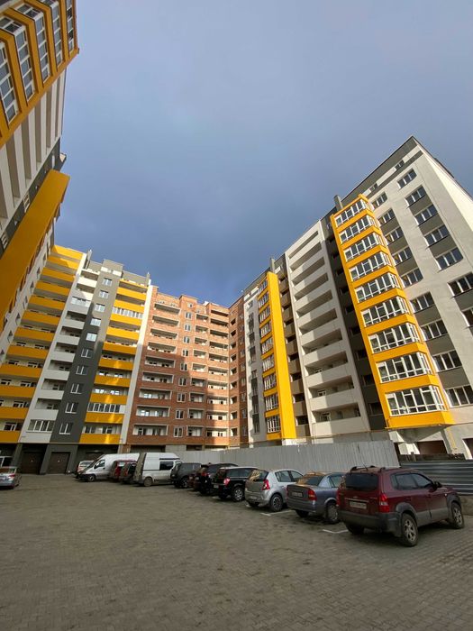 Продаж шикарної 3-ьох кімн квартири на Виставці. Рауш  VS ID: 35616