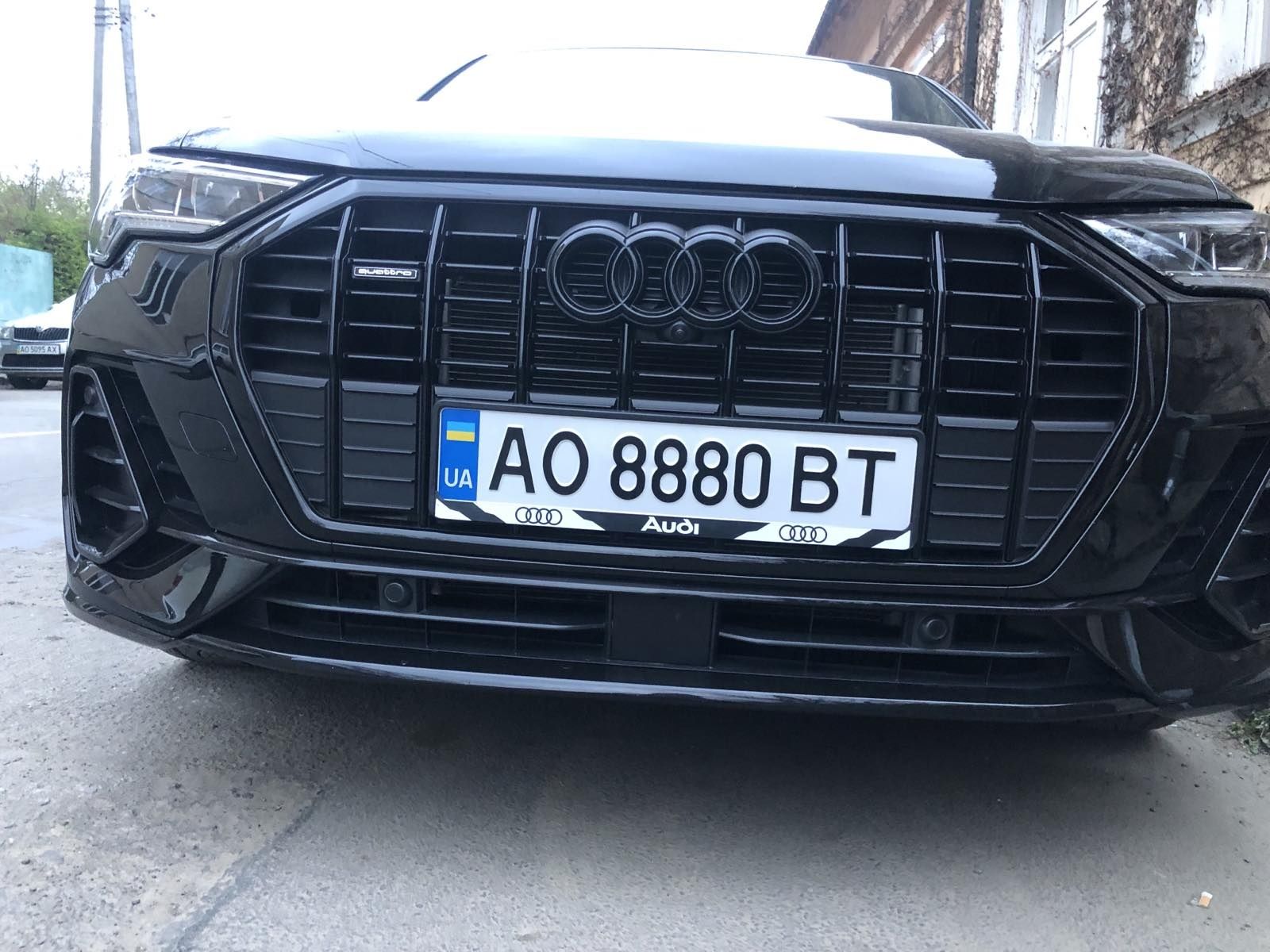 Audi S-Line Q3 Premium+